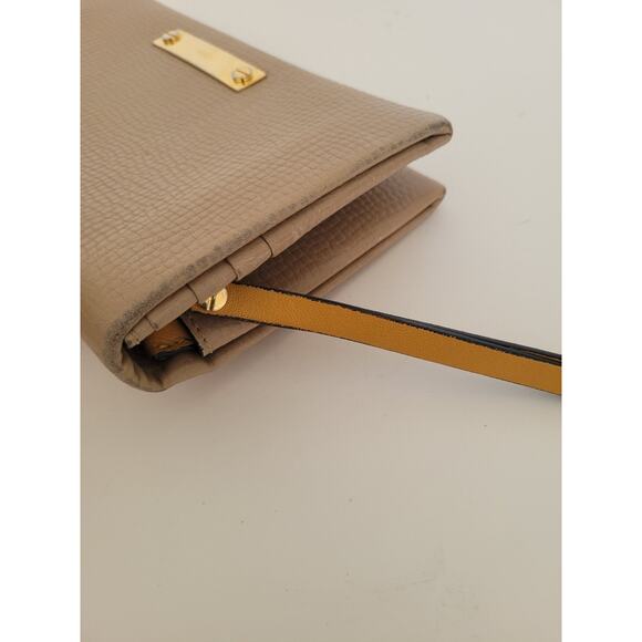 Chloe Auth Geniue Leather Folding Wallet Beige Clutch Logo Large Phone Designer - Picture 12 of 15